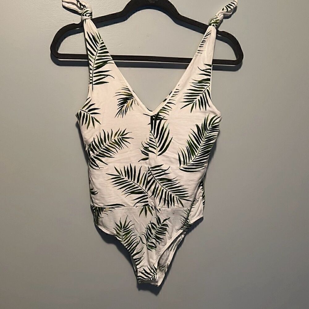 H&M Womens Tropical Print Tie-Shoulder Straps Bodysuit Green & White